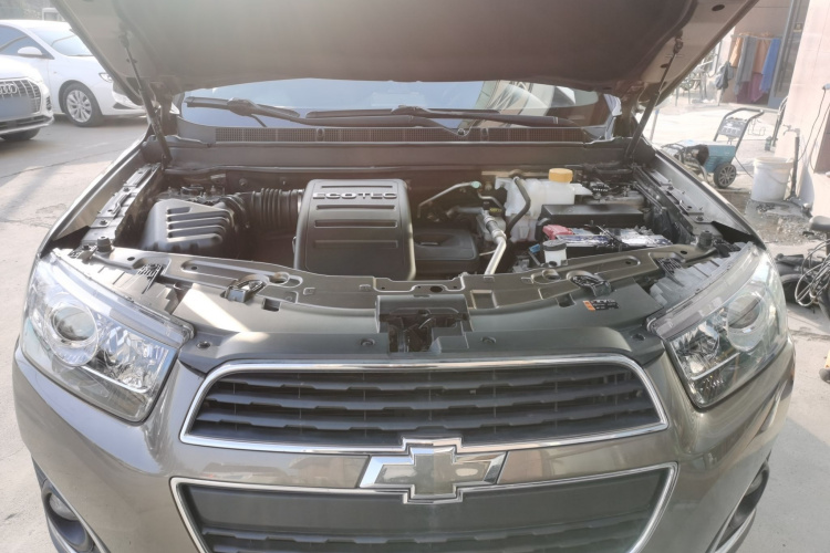 Chevrolet Captiva 2016 car image #20