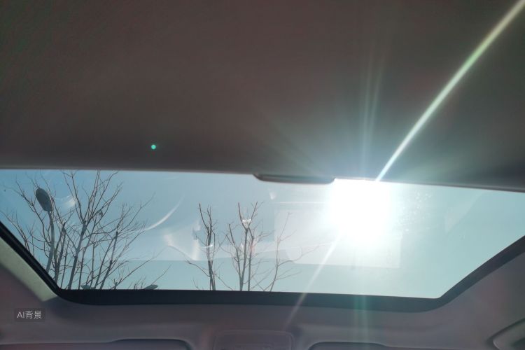 Audi Q2L 2020 car image #20