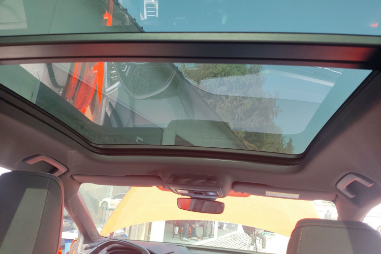 Audi Q5 e-tron 2022 #20 Audi Q5 e-tron 2022 صورة سيارة #20