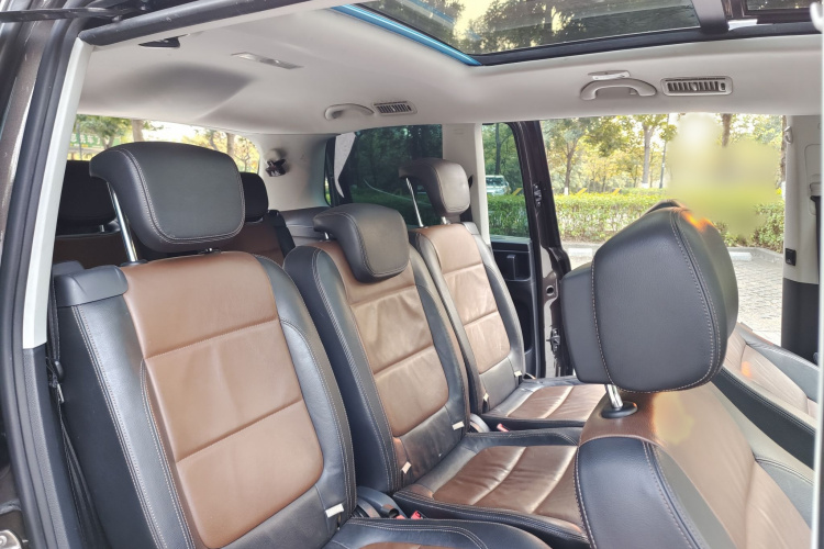 Volkswagen Sharan 2015 imagem de carro #20