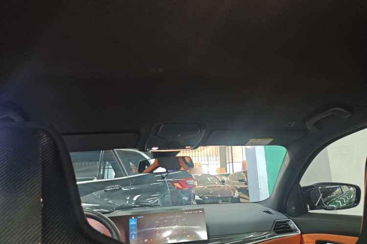 BMW M3 2023 immagine di auto #20