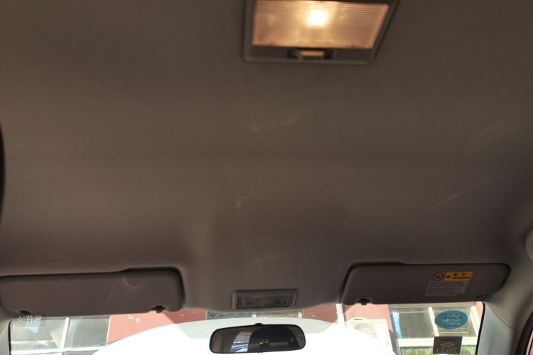 Suzuki Vitara 2017 car image #20