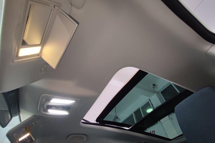 Changan UNI-K iDD 2022 car image #20