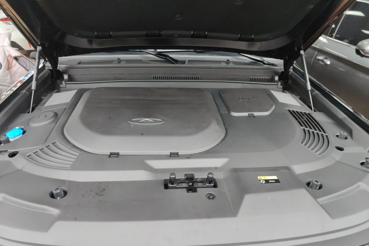 Jetour Traveller 2023 car image #20