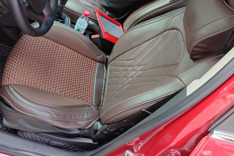 Chevrolet Tracker 2015 car image #20