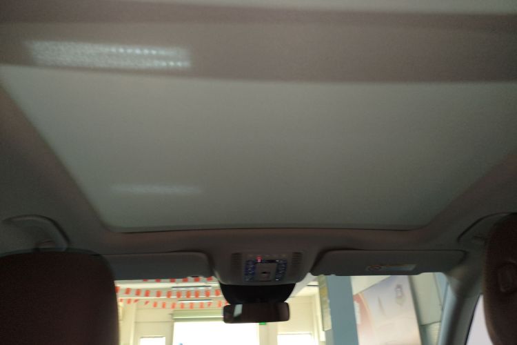 Mercedes-Benz GLE Class New Energy 2023 car image #20