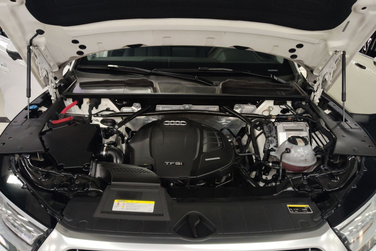 Audi Q5L 2019 #20 Audi Q5L 2019 car image #20