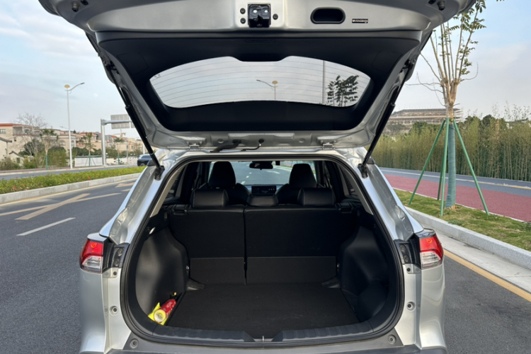 丰田 锋兰达 2023 汽车图片 #20