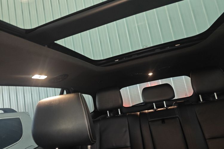 Ford Everest 2018 immagine di auto #20