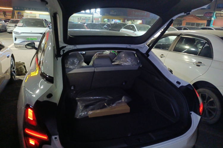 Xpeng MONA M03 2025 imagem de carro #20