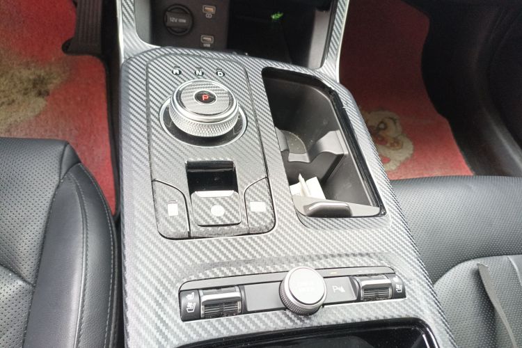 Kia K5 2020 car image #20