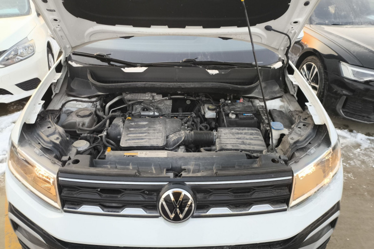 Volkswagen T-Cross 2023 car image #20