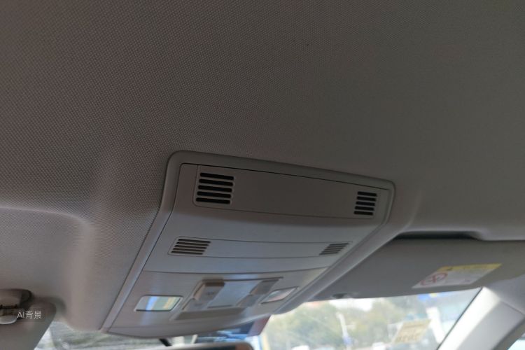 T-Roc 2018 car image #20