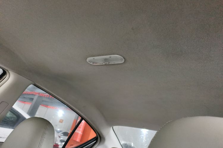 Nissan Sunny 2019 car image #20