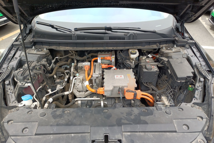 HongQi E-QM5 2024 #20 HongQi E-QM5 2024 car image #20