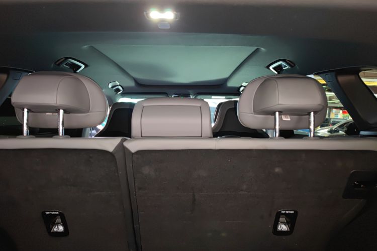Lynk & Co 08 EM-P 2023 car image #20