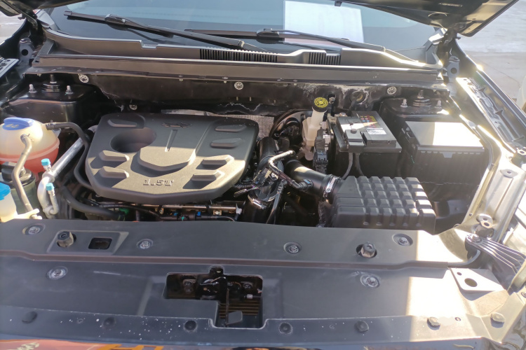 X70M 2021 car image #20