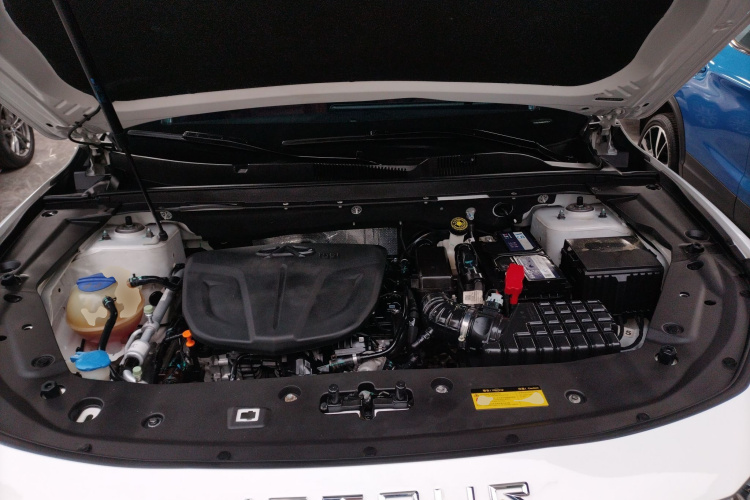 Jetour X70 PLUS 2023 car image #20