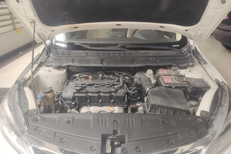 Changan Alsvin V7 2015 #20 Changan Alsvin V7 2015 car image #20