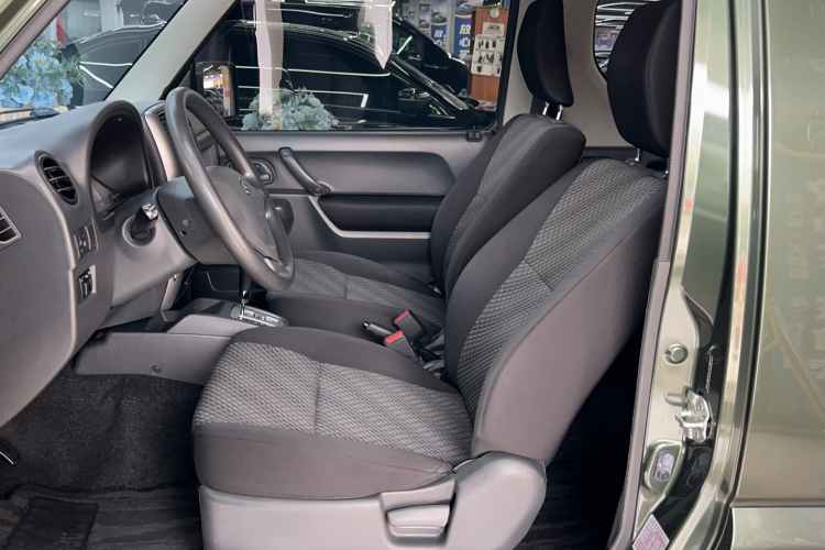 Suzuki Jimny (Imported) 2018 imagen de coche #20