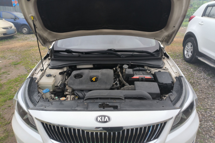 起亚 起亚K4 2018 汽车图片 #20