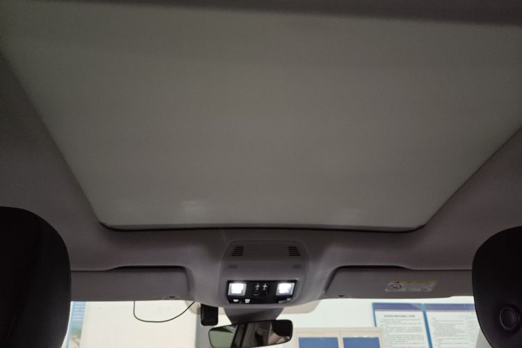 Volkswagen Tavendor 2025 immagine di auto #20