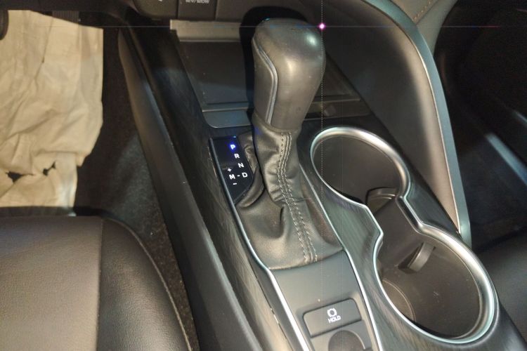 Toyota Camry 2022 car image #20