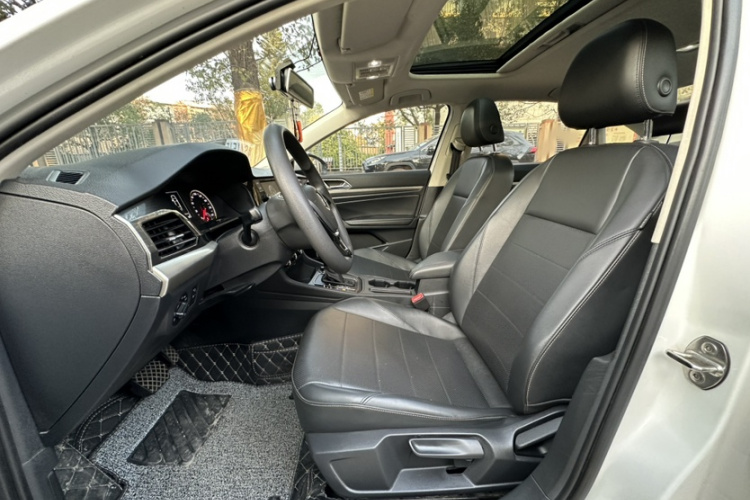 Volkswagen Lavida 2019 #20 Volkswagen Lavida 2019 car image #20