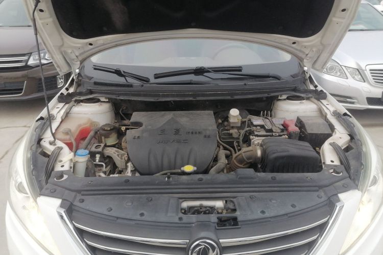 Forthing JOYEAR S50 2016 #20 Forthing JOYEAR S50 2016 car image #20