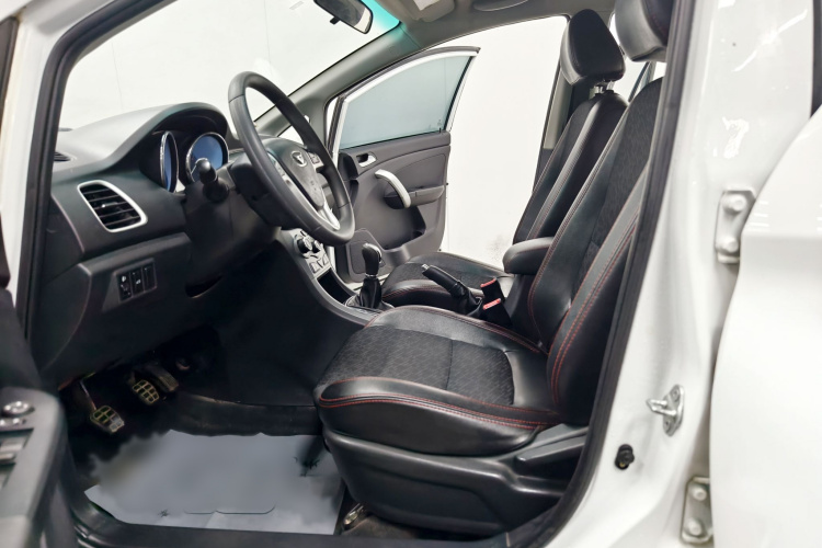 Kaiyi C3 2015 car image #20