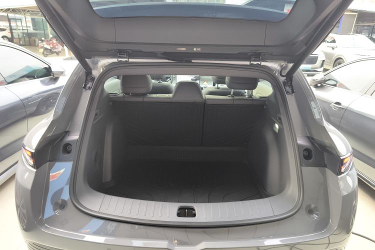 零跑汽车 零跑Lafa5 2025 汽车图片 #20