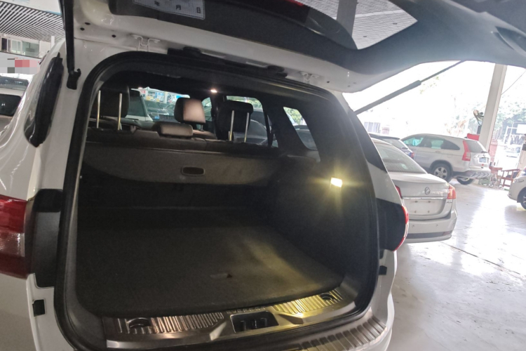 Ford Everest 2017 صورة سيارة #20