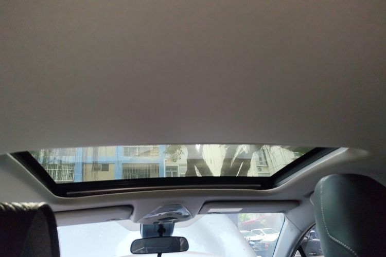 Toyota C-HR 2022 car image #20