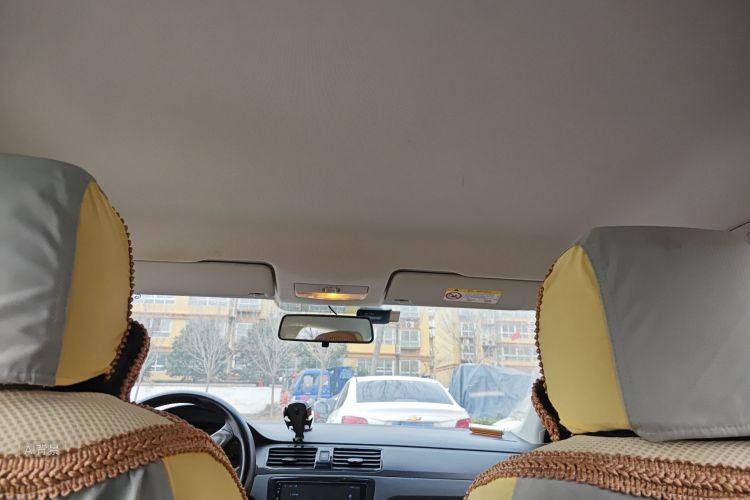 Santana 2021 car image #20