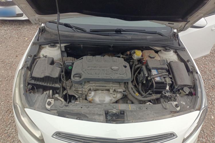 Chevrolet Cruze 2015 immagine di auto #20