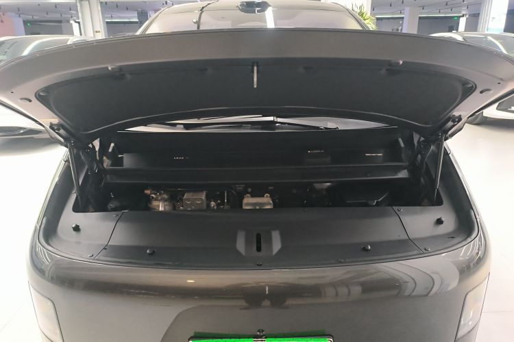 理想汽车 理想MEGA 2025 汽车图片 #20