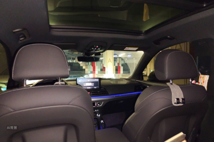 Audi Q5L Sportback 2024 immagine di auto #20