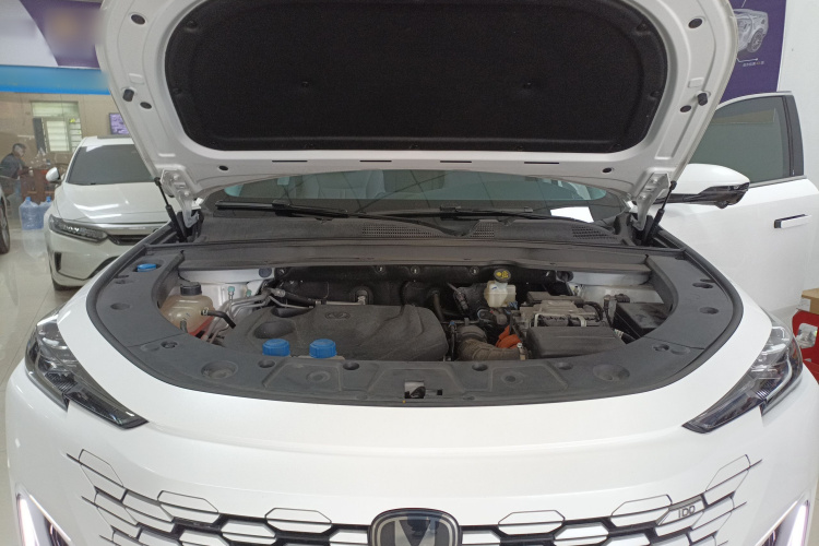 Changan UNI-K iDD 2024 #20 Changan UNI-K iDD 2024 immagine di auto #20