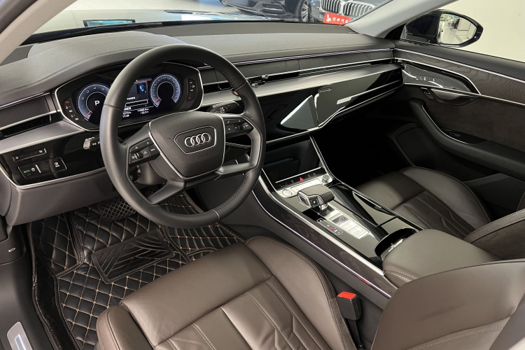 Audi A8 2020 imagem de carro #20