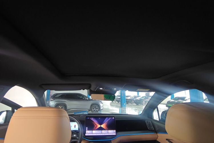 BYD SongL DM-i 2025 car image #20