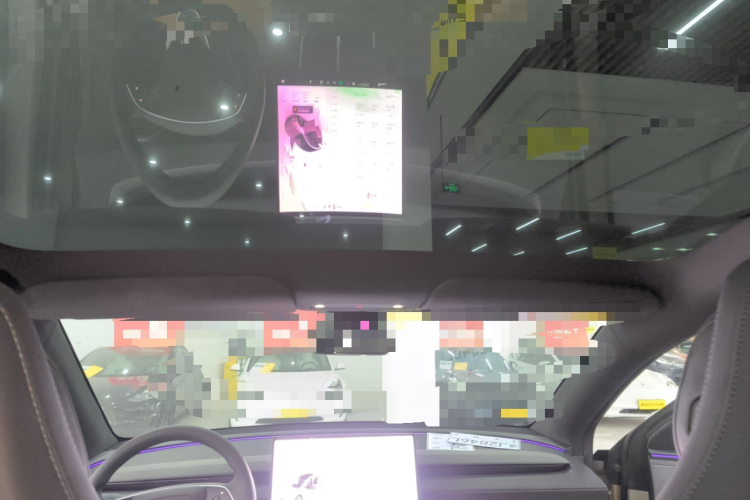 特斯拉 Model Y L 2025 汽车图片 #20