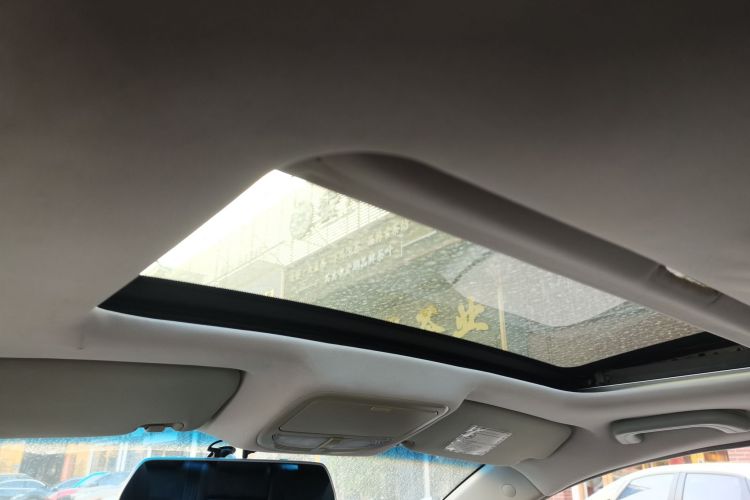 GEELY Emgrand 2015 immagine di auto #20