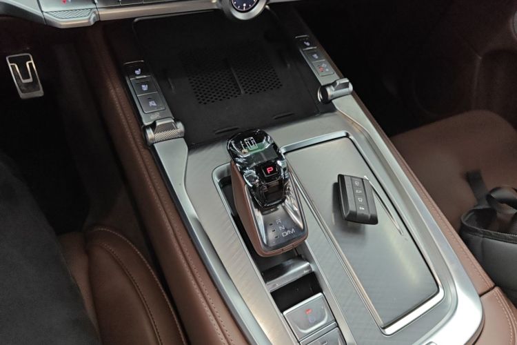 Tank 700 New Energy 2024 #20 Tank 700 New Energy 2024 immagine di auto #20