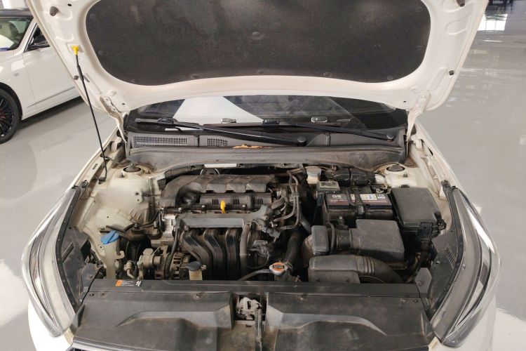 Kia K3 2020 car image #20