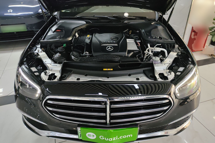 Mercedes-Benz E Class New Energy 2023 car image #20