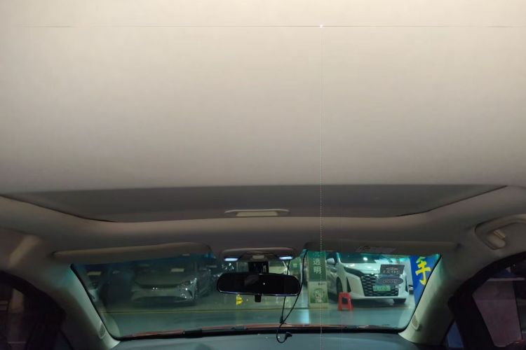 Vision X3 2018 car image #20