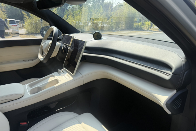 蔚来 蔚来ES6 2023 汽车图片 #20