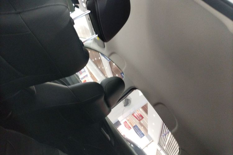 哪吒汽车 哪吒AYA 2023 汽车图片 #20