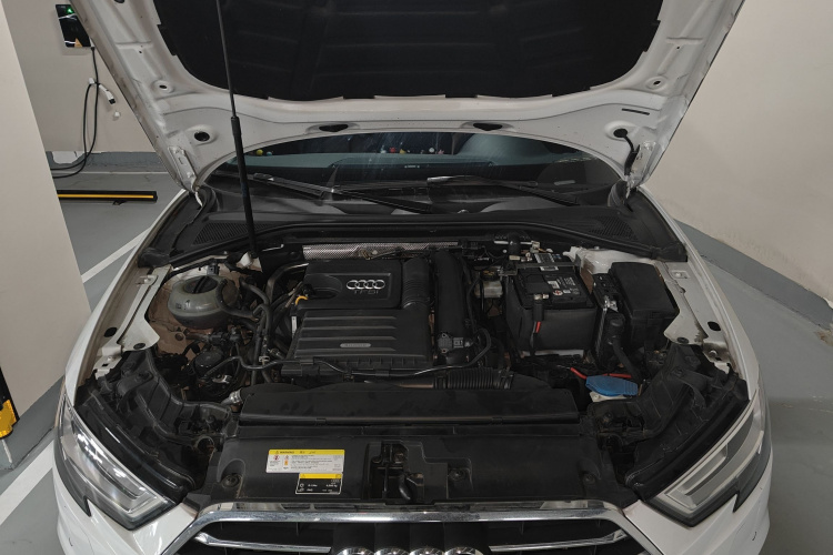 Audi A3 2019 car image #20