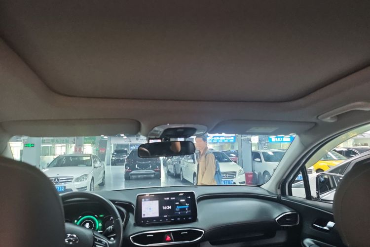 Hyundai Santa Fe 2022 car image #20